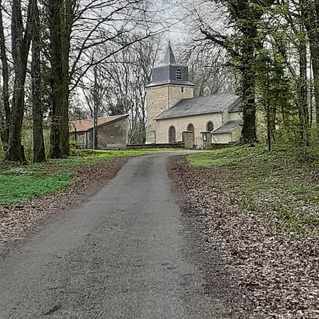 펜션 A L'oree Du Bois *