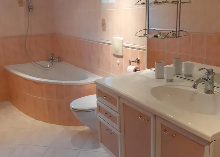 A L'oree Du Bois Ville-Houdlemont